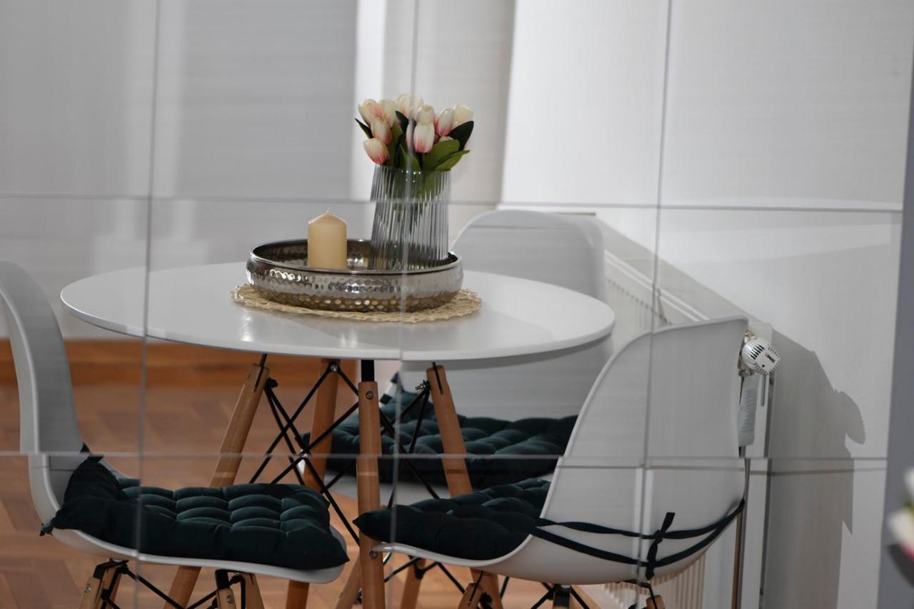 Soul Stan Na Dan Apartment Novi Sad Ngoại thất bức ảnh