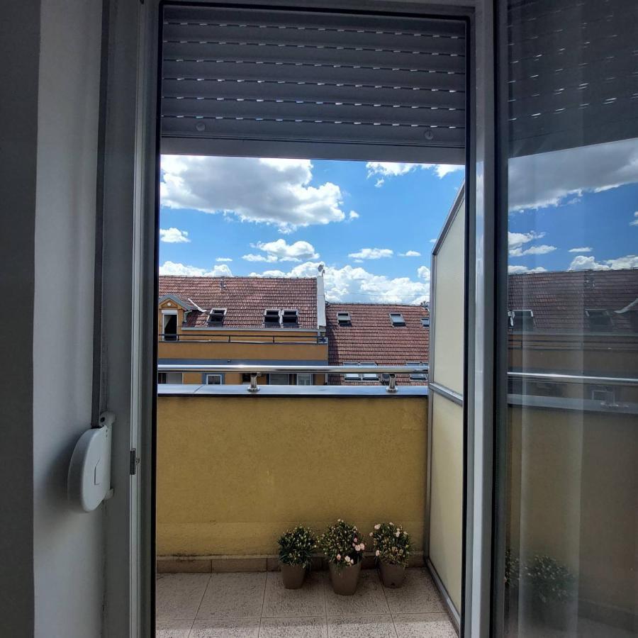 Soul Stan Na Dan Apartment Novi Sad Ngoại thất bức ảnh